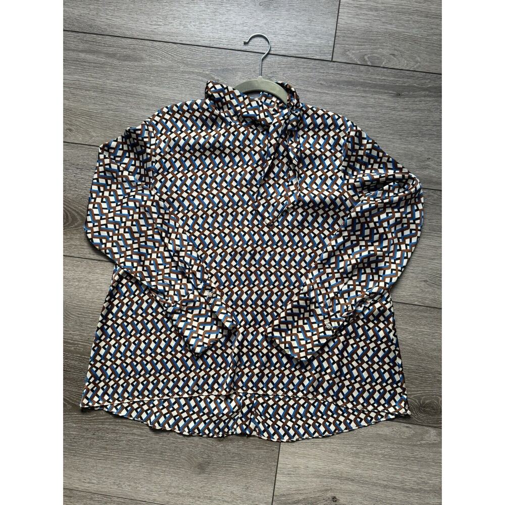 zara womens white blue brown satin zig zag print long sleeve top blouse M